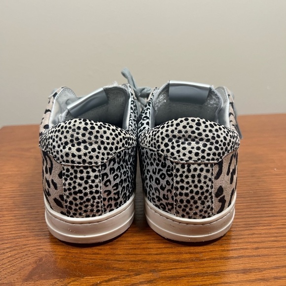 P448 John B Animal Print Sneakers Size 37 - Picture 3 of 12